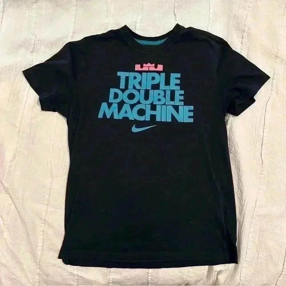 ⭐️ Nike - dri fit  - black t-shirt. Size L